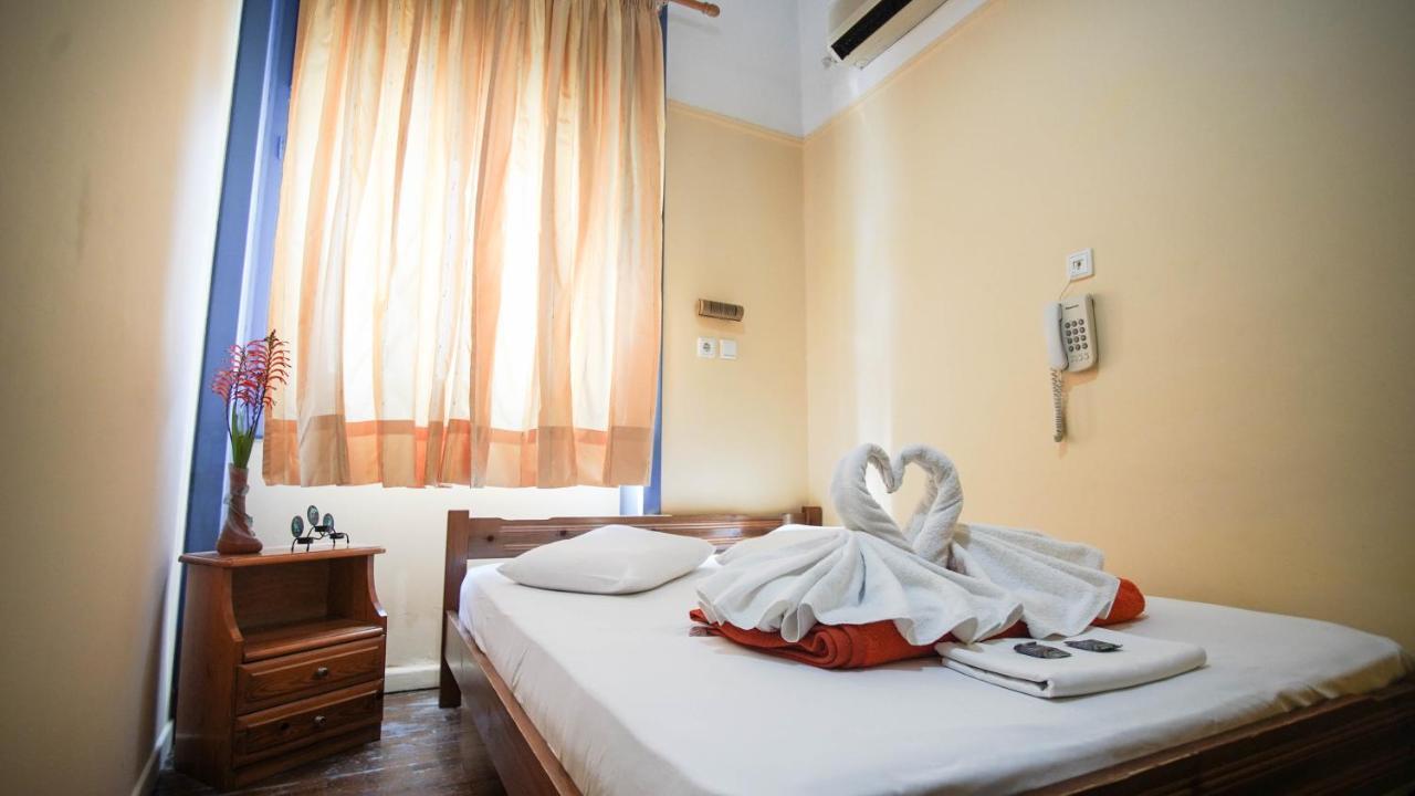أثينا The Student & Travellers Inn المظهر الخارجي الصورة