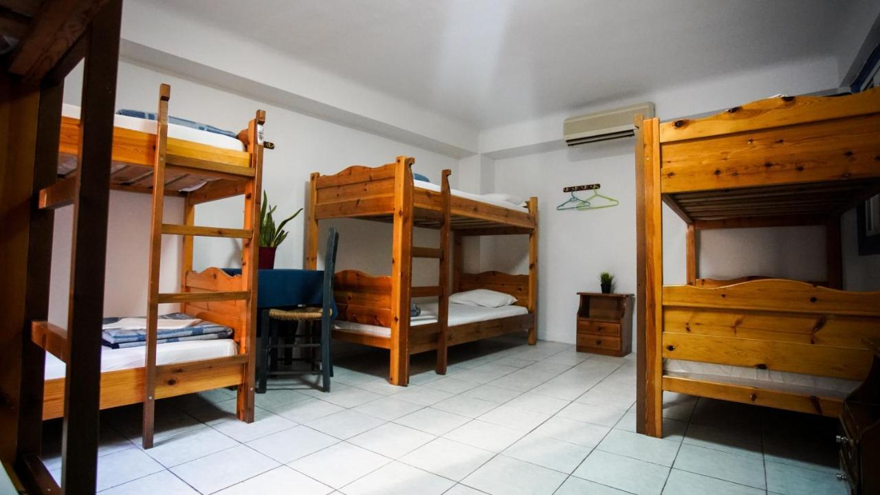 أثينا The Student & Travellers Inn المظهر الخارجي الصورة