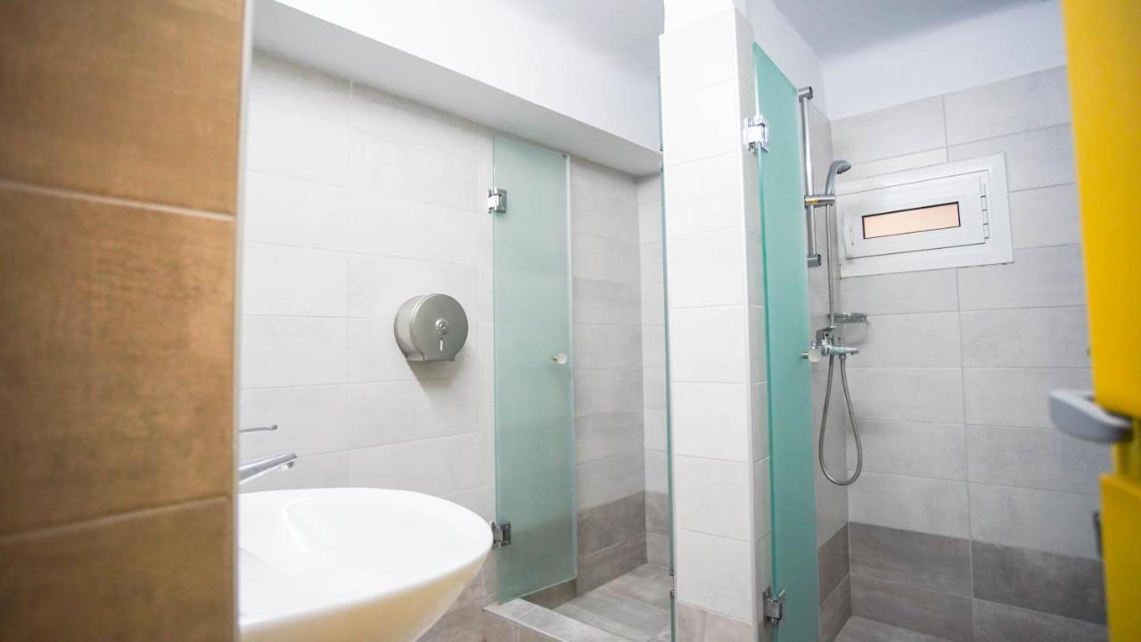 أثينا The Student & Travellers Inn المظهر الخارجي الصورة